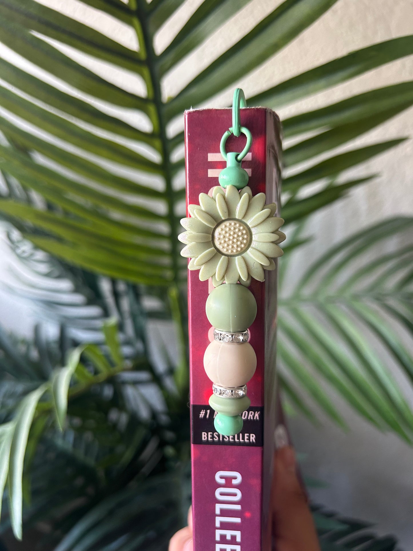 Pre-Order Opal Daisy Flower Custom Beaded Bookmarks