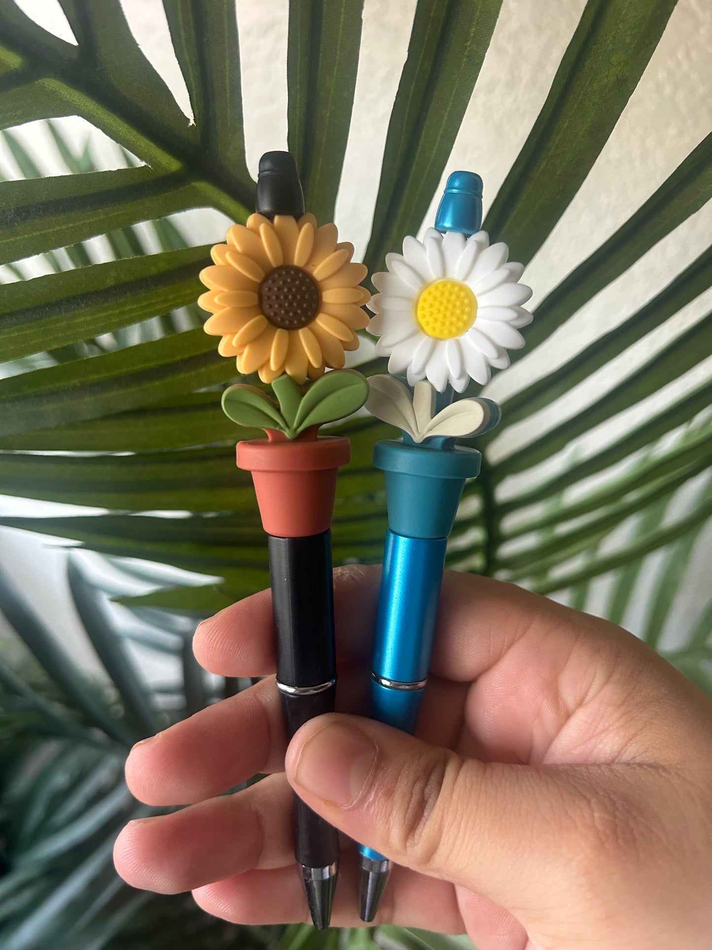 Spring Daisy Floral Beaded Pens