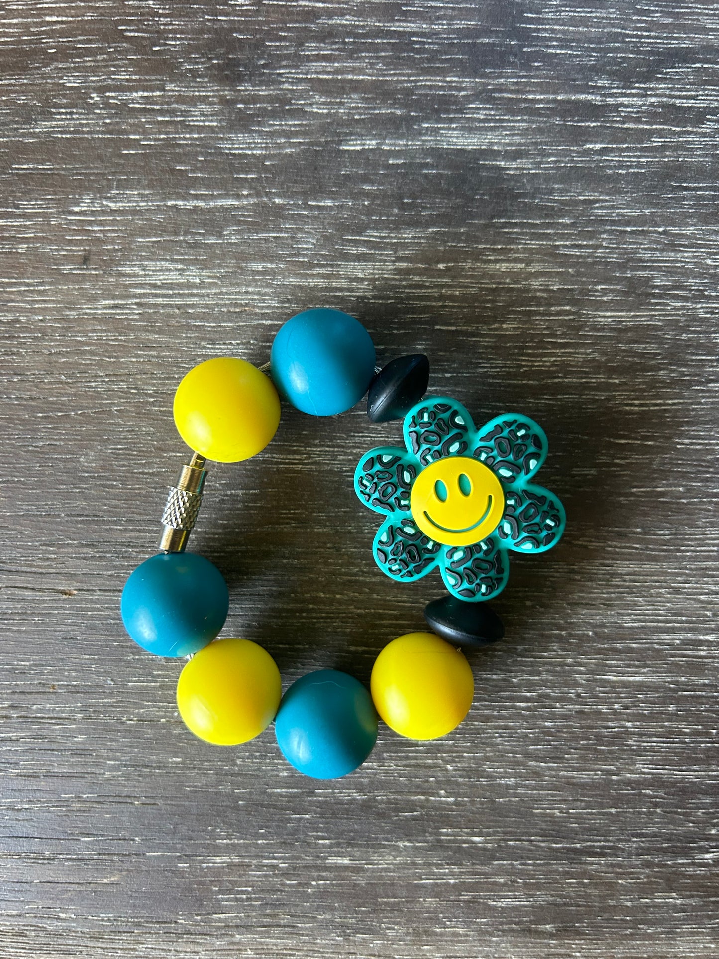Turqouise Daisy Smiley Face Tumbler Cup Charm